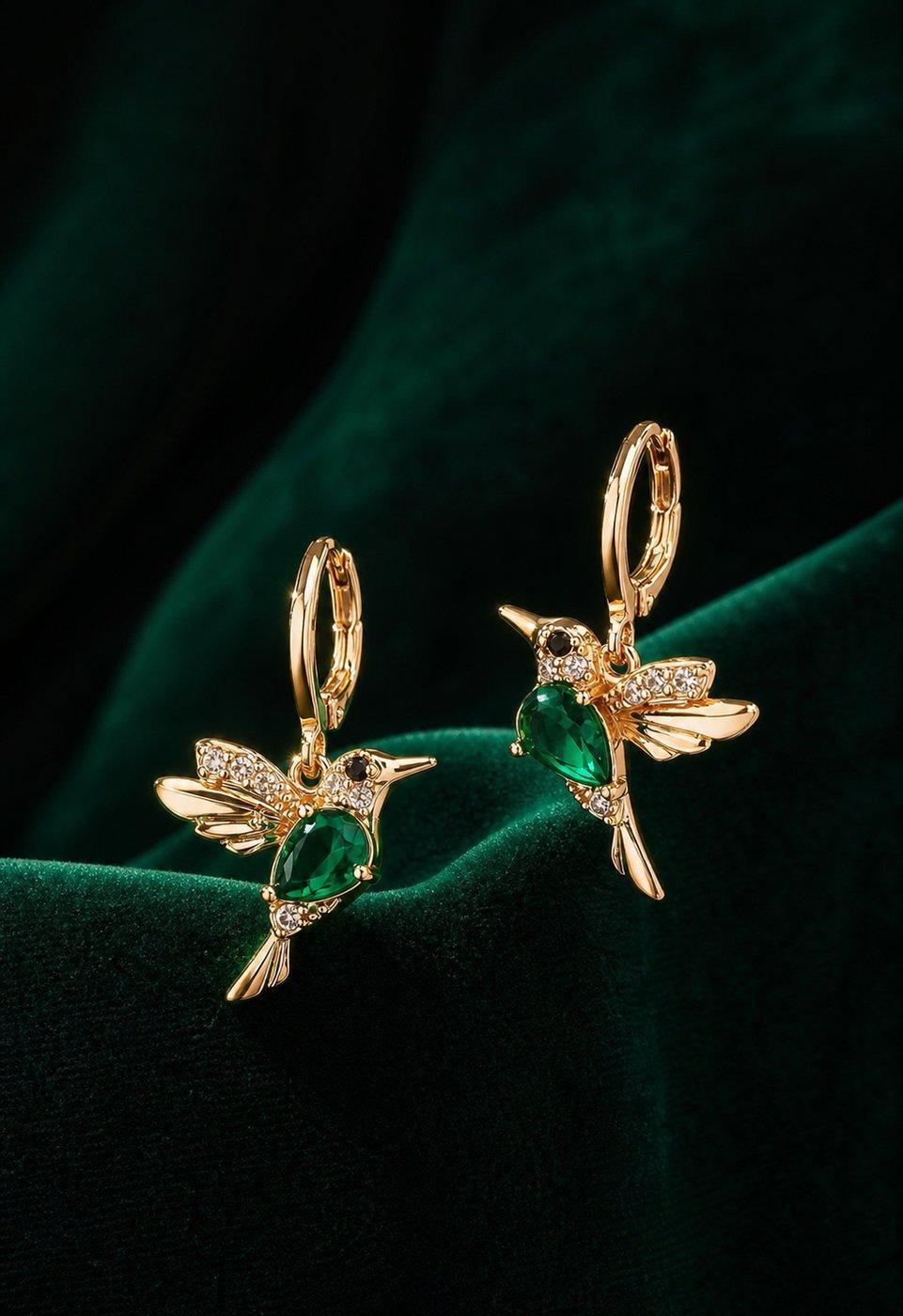 Emerald Hummingbird angle 2